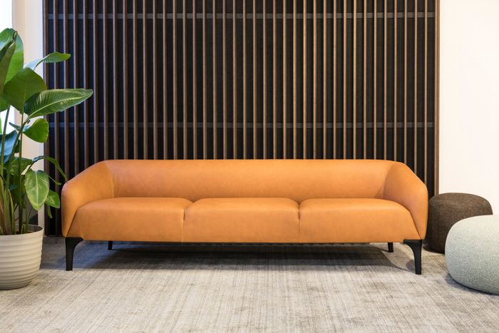 Nami Sofa